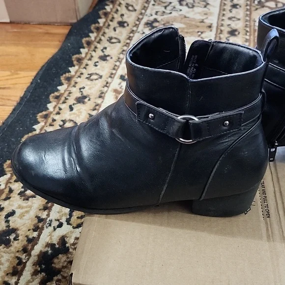 Place Big Girl's Faux Leather Heeled Boots; Size: 6Y, Color: Black - Picture 7 of 16